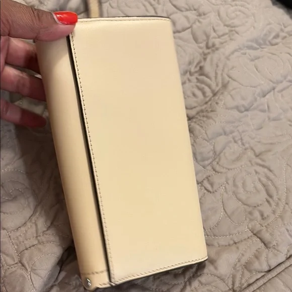 NWT Tory Burch Britten Stud Tan Clutch/wristlet/wallet - Picture 3 of 9